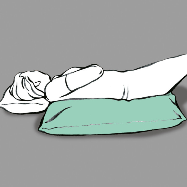 Lück Rhombo-med® Rückenkissen mit Fahne Position1